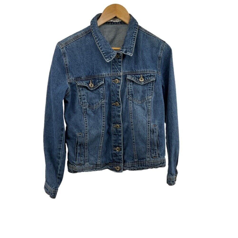 Just‎ Fabulous Woman’s Medium Denim Blue Jean Jacket Button Front